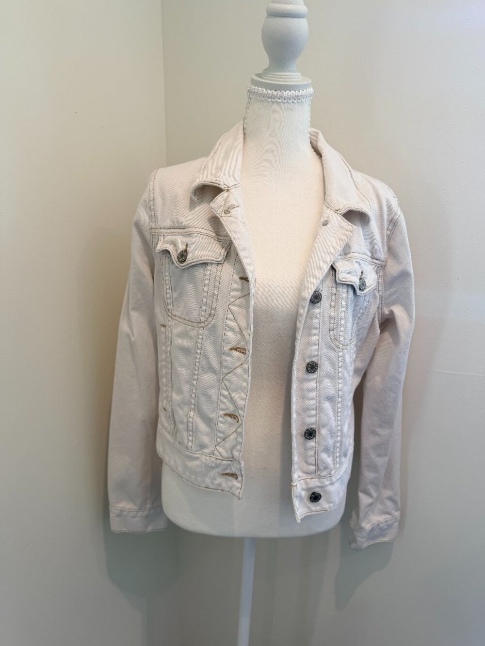 Free People White Fall Lightweight Denim Jacket size M